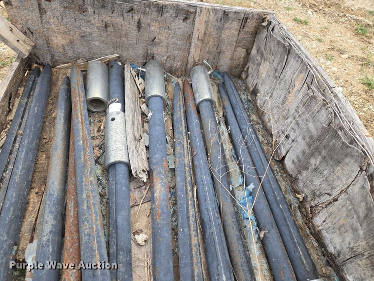 image for item FH6587 Approximately 12 Spring Creek Products bale spears