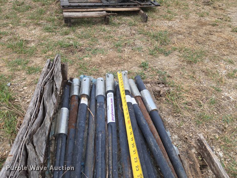 image for item FH6587 Approximately 12 Spring Creek Products bale spears