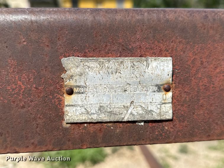 image for item FH6589 New Holland 80 hay bale spear