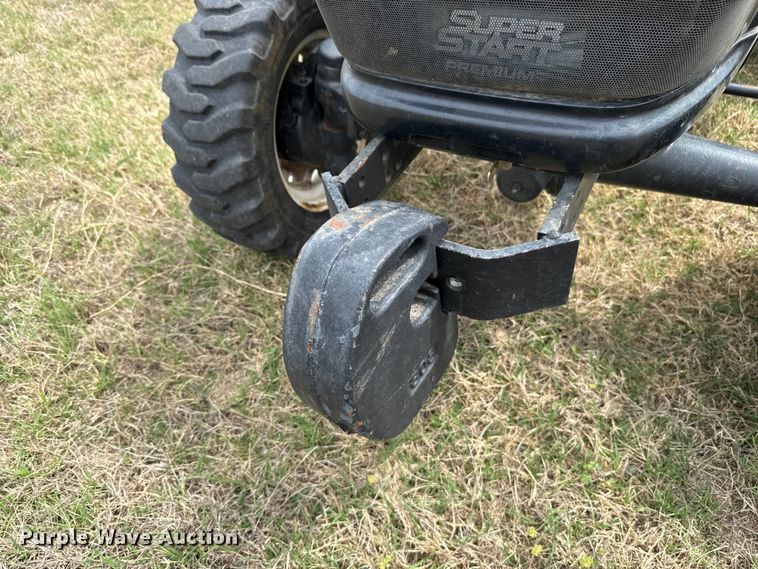 image for item FH6590 New Holland TC29D MFWD tractor