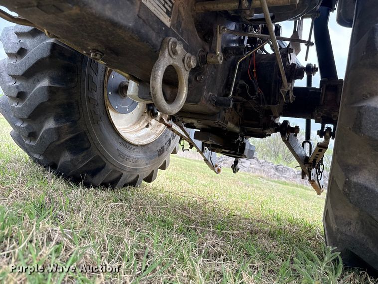 image for item FH6590 New Holland TC29D MFWD tractor