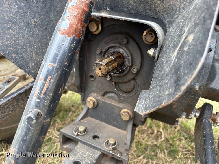 image for item FH6590 New Holland TC29D MFWD tractor