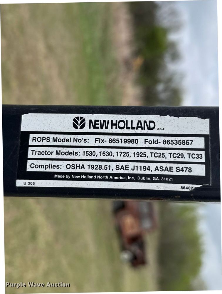 image for item FH6590 New Holland TC29D MFWD tractor