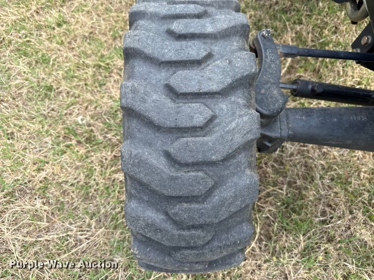 image for item FH6590 New Holland TC29D MFWD tractor