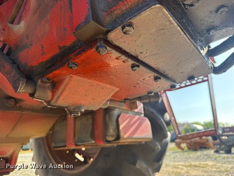 image for item FH6591 1979 International Harvester F1086 tractor