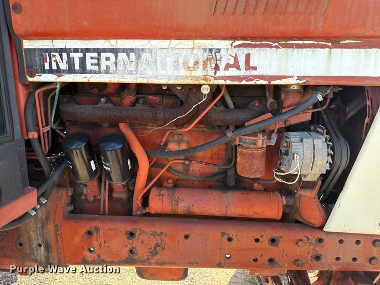 image for item FH6591 1979 International Harvester F1086 tractor