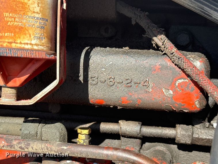 image for item FH6591 1979 International Harvester F1086 tractor