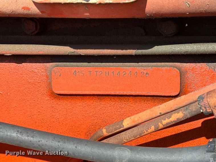 image for item FH6591 1979 International Harvester F1086 tractor