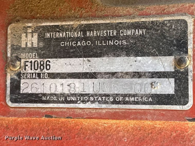 image for item FH6591 1979 International Harvester F1086 tractor