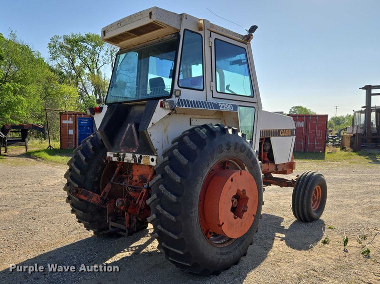 image for item FH6592 Case 2290 tractor