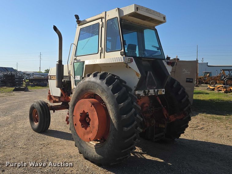 image for item FH6592 Case 2290 tractor