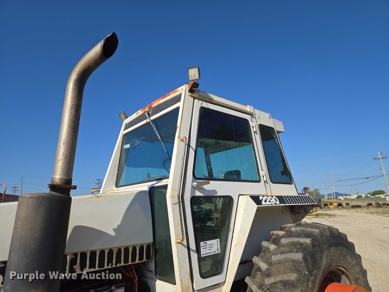 image for item FH6592 Case 2290 tractor