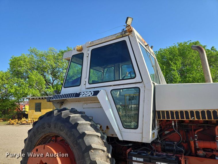 image for item FH6592 Case 2290 tractor