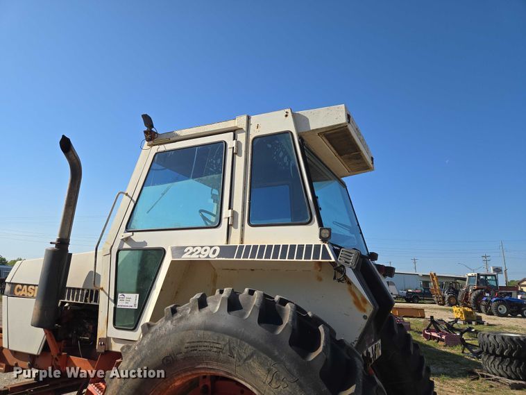 image for item FH6592 Case 2290 tractor