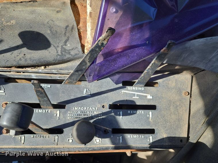 image for item FH6592 Case 2290 tractor