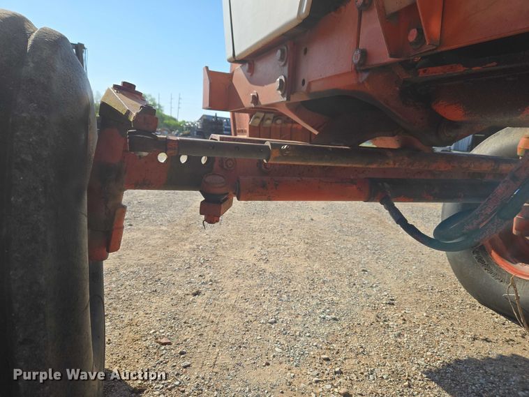 image for item FH6592 Case 2290 tractor