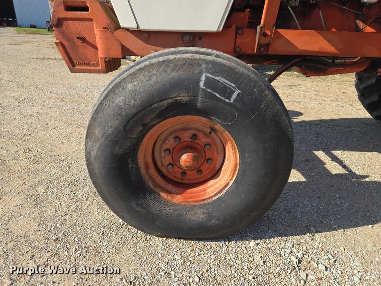 image for item FH6592 Case 2290 tractor