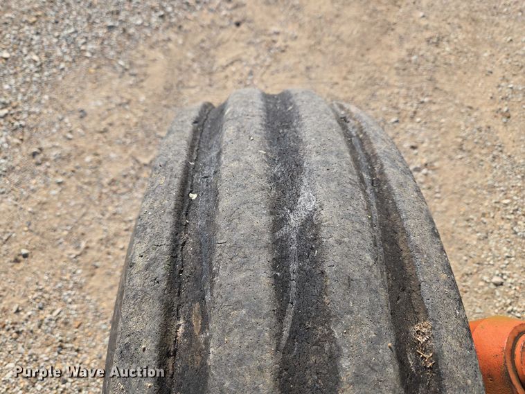 image for item FH6592 Case 2290 tractor