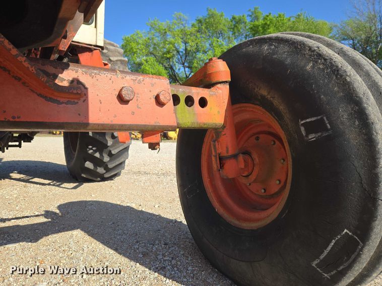 image for item FH6592 Case 2290 tractor