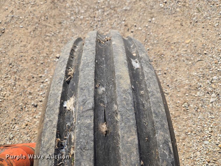 image for item FH6592 Case 2290 tractor