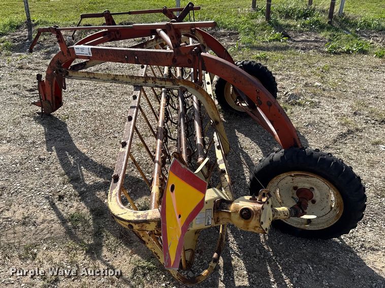 image for item FH6596 New Holland 256 hay rake