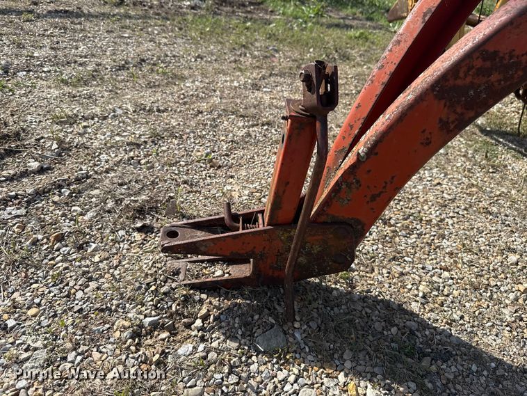 image for item FH6596 New Holland 256 hay rake