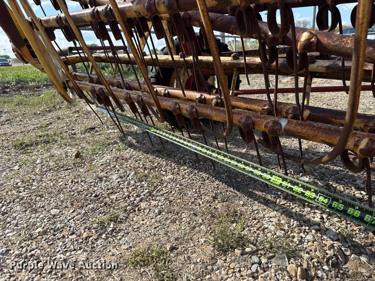 image for item FH6596 New Holland 256 hay rake