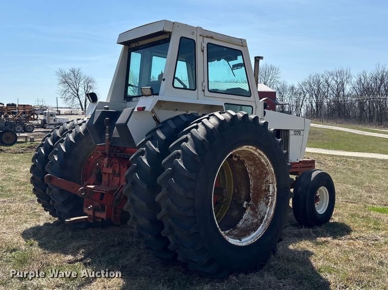 image for item FH7003 1977 Case 1370 tractor