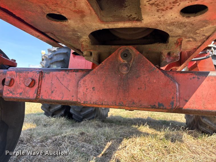 image for item FH7003 1977 Case 1370 tractor