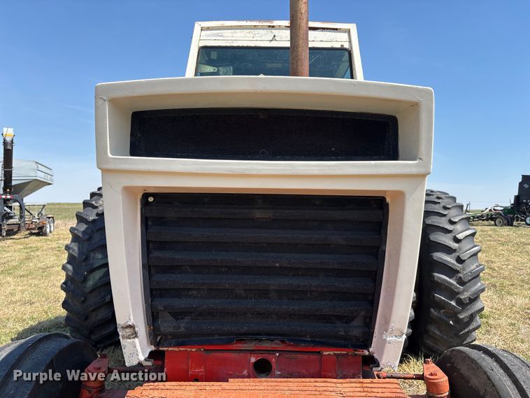 image for item FH7003 1977 Case 1370 tractor