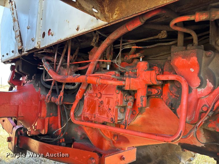 image for item FH7003 1977 Case 1370 tractor