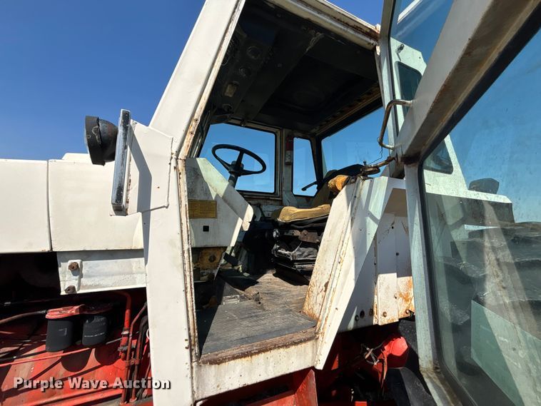 image for item FH7003 1977 Case 1370 tractor