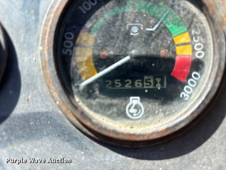 image for item FH7003 1977 Case 1370 tractor