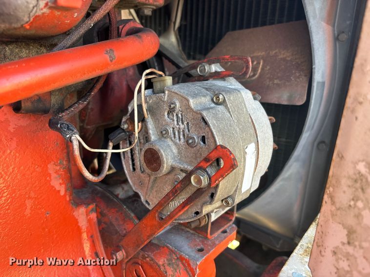 image for item FH7003 1977 Case 1370 tractor