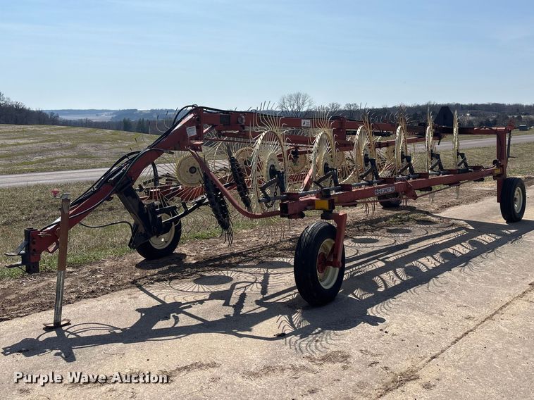 image for item FH7004 H&S  hay rake