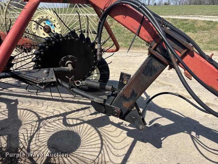 image for item FH7004 H&S  hay rake