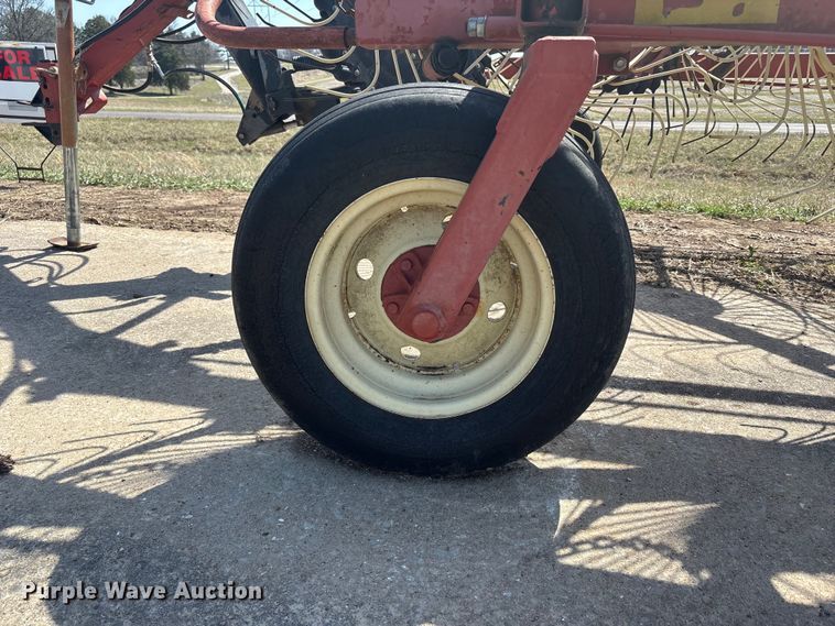 image for item FH7004 H&S  hay rake