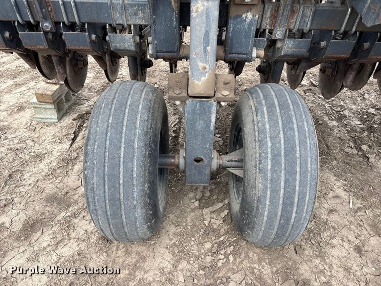 image for item FH7014 Crust Buster DR3400AP grain drill