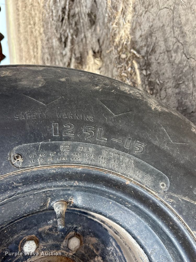 image for item FH7015 Crust Buster DR3400AP grain drill