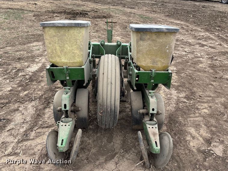 image for item FH7017 John Deere 7100 planter