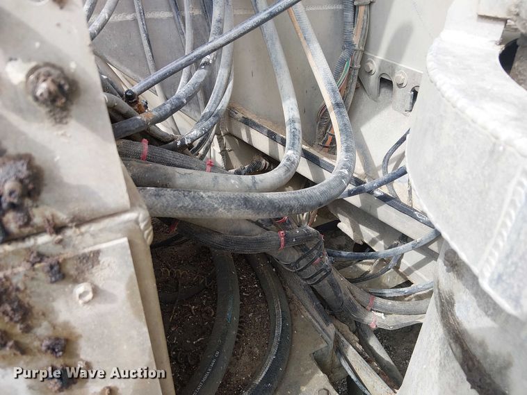 image for item FH7028 2018 CEI Pacer AT35LW feed delivery trailer