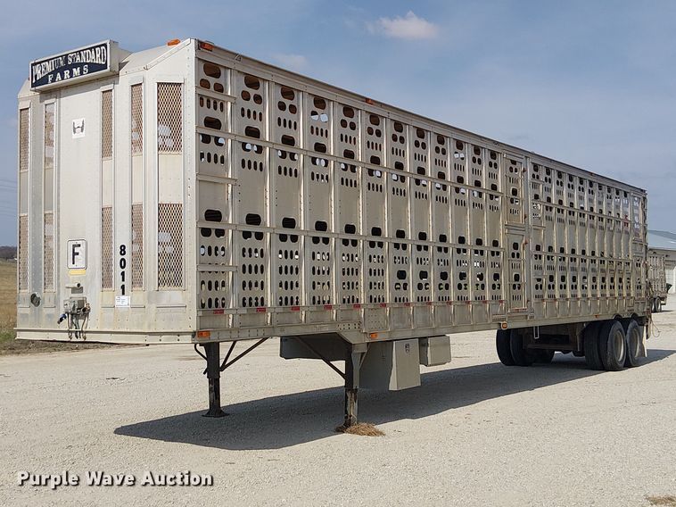 image for item FH7029 2003 Barrett livestock trailer