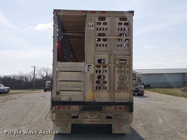 image for item FH7029 2003 Barrett livestock trailer