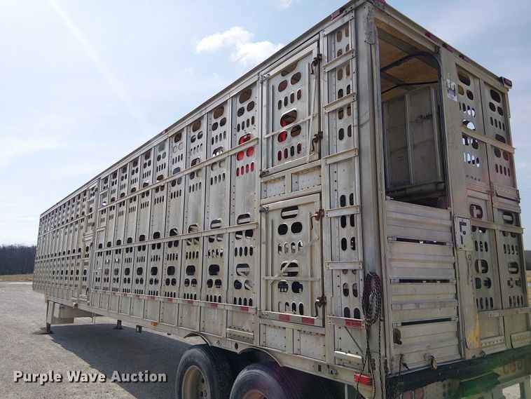 image for item FH7029 2003 Barrett livestock trailer