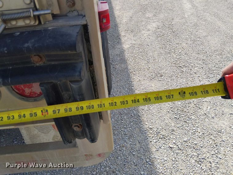 image for item FH7029 2003 Barrett livestock trailer