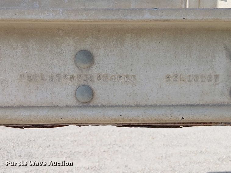 image for item FH7029 2003 Barrett livestock trailer