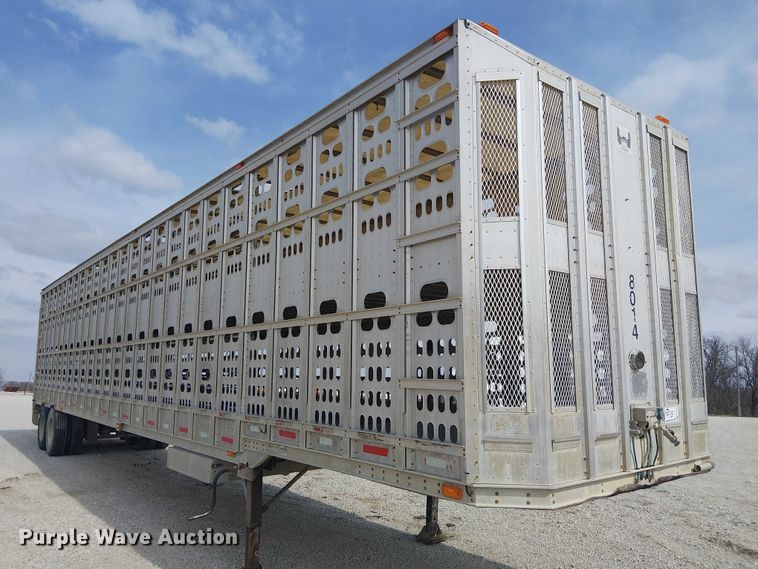 image for item FH7030 2005 Barrett livestock trailer