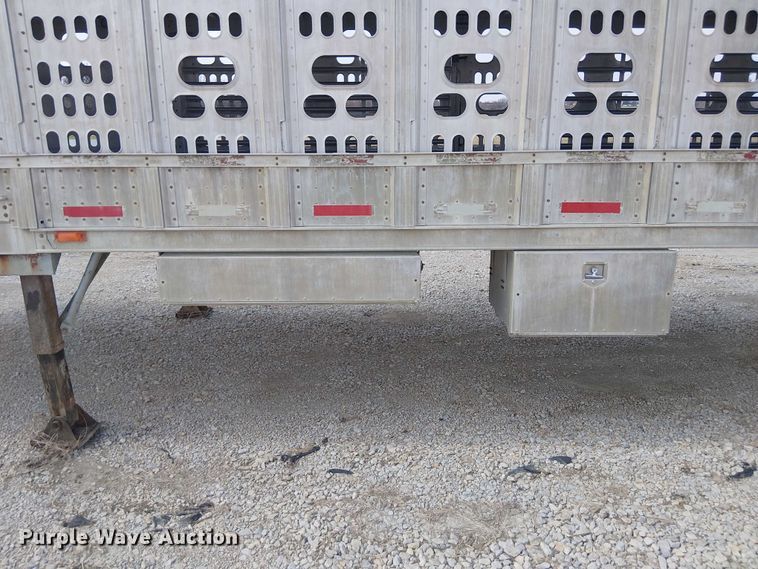 image for item FH7030 2005 Barrett livestock trailer