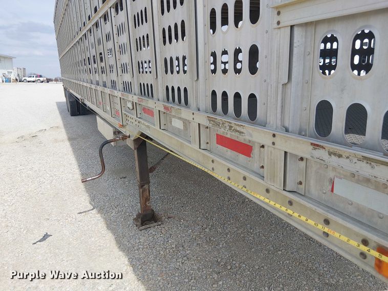 image for item FH7030 2005 Barrett livestock trailer