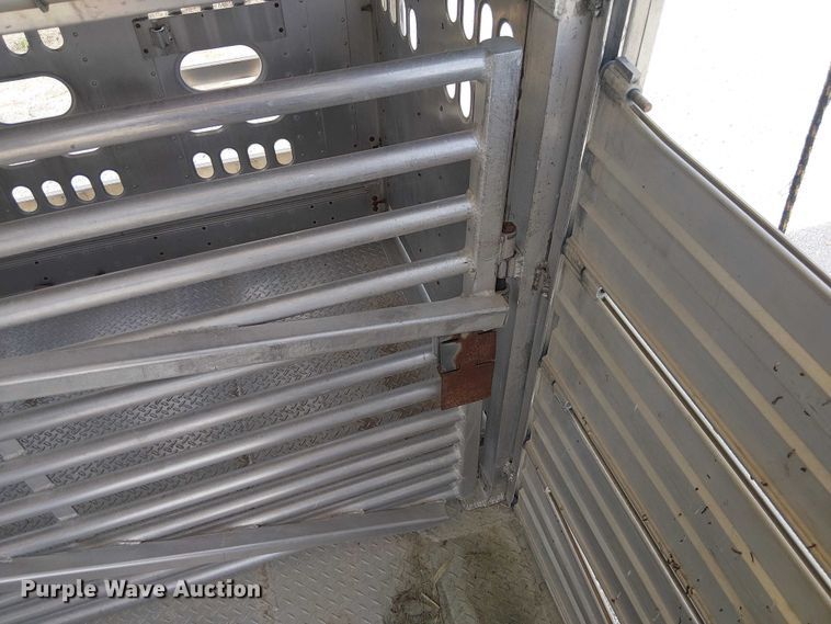 image for item FH7030 2005 Barrett livestock trailer